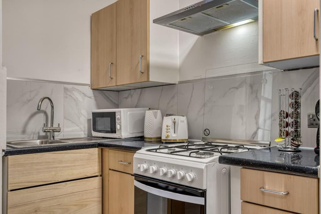 Cosy 2Br Retreat Near Paddington Station Apartman London Kültér fotó