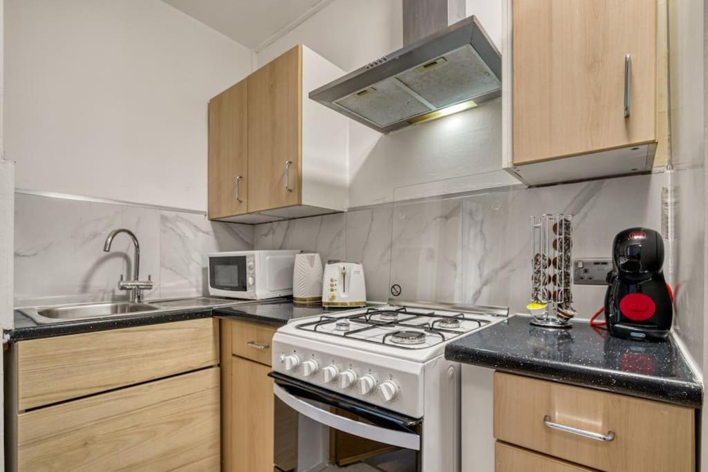Cosy 2Br Retreat Near Paddington Station Apartman London Kültér fotó