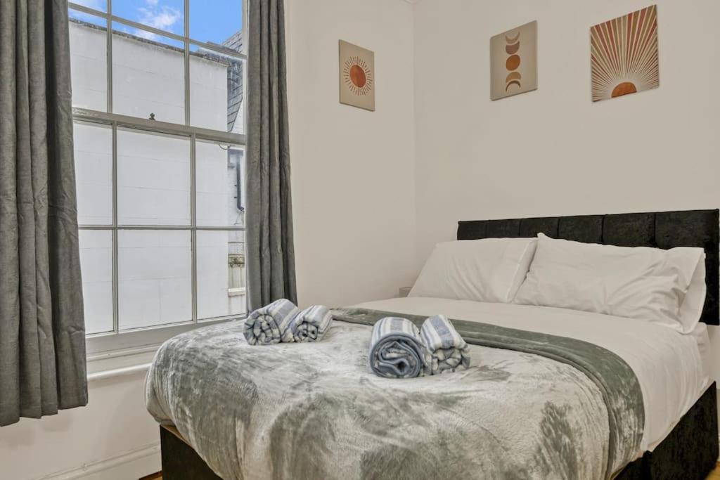 Cosy 2Br Retreat Near Paddington Station Apartman London Kültér fotó